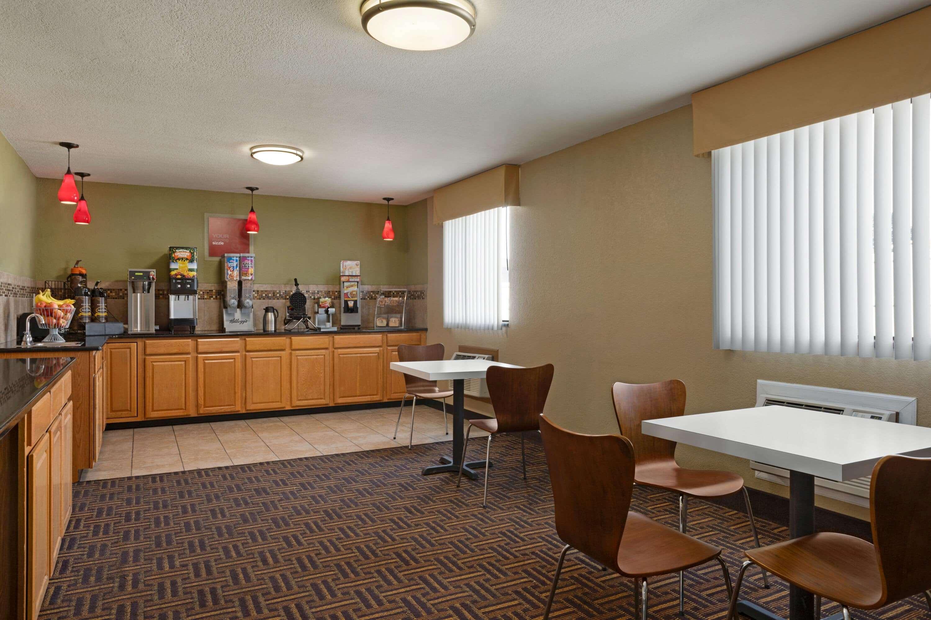 Super 8 By Wyndham Sikeston/miner Area Hotel