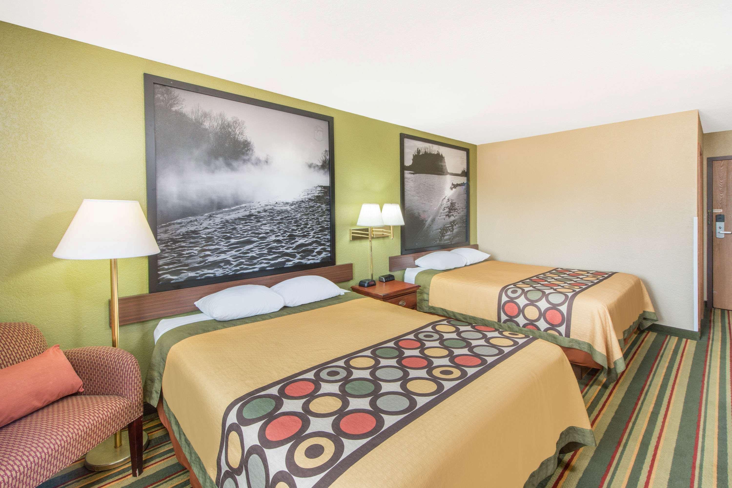 Super 8 By Wyndham Sikeston/miner Area Hotel
