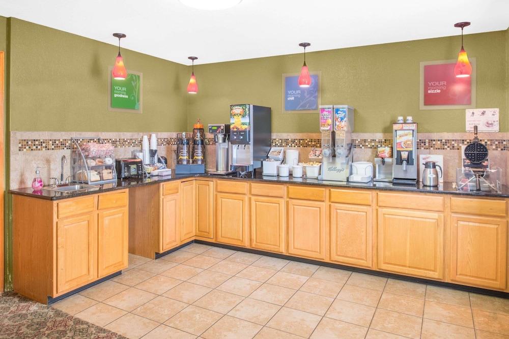 Super 8 By Wyndham Sikeston/miner Area 3*